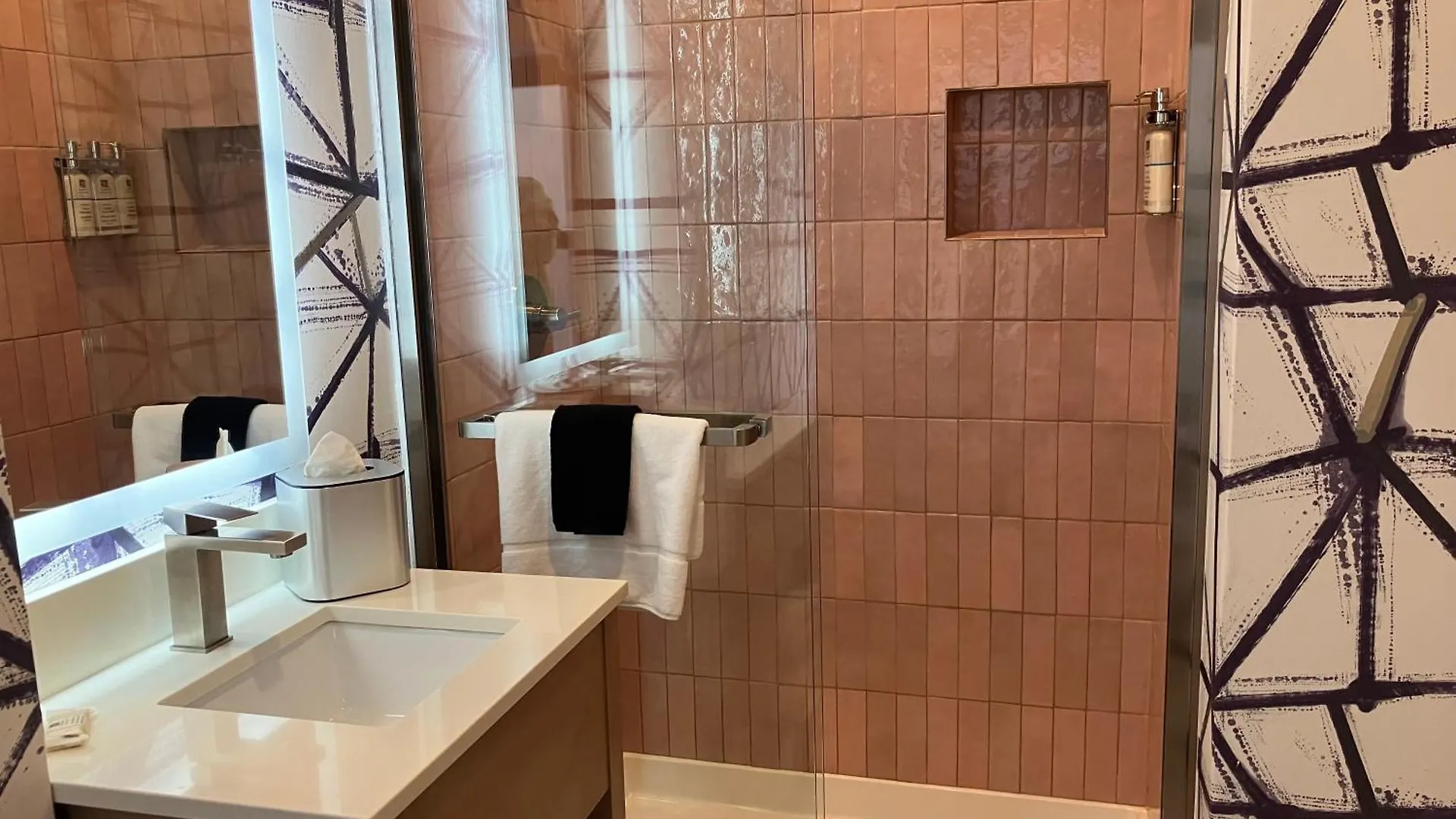 The Mayfair Hotel Times Square, Ascend Hotel Collection New York