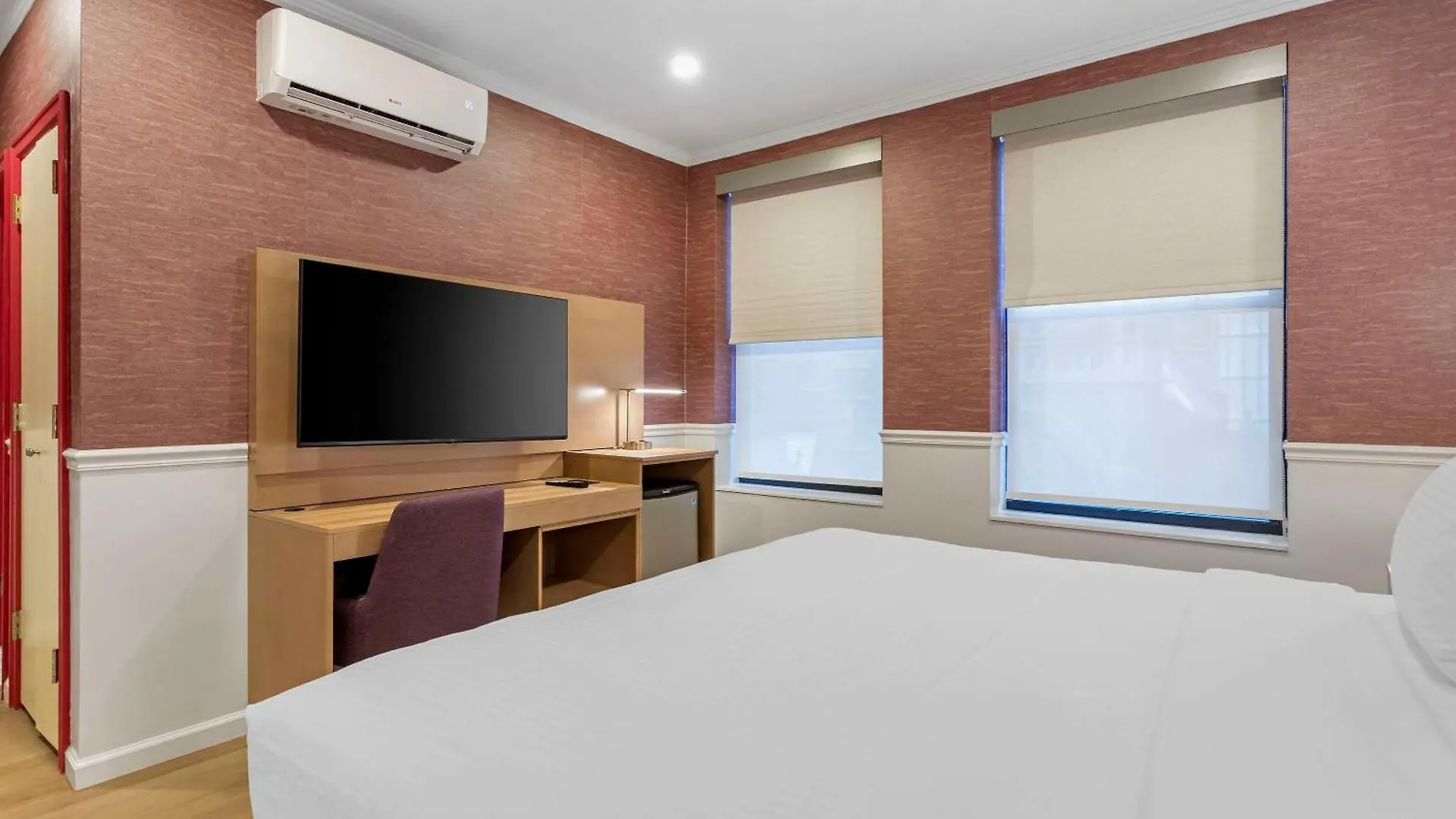 The Mayfair Hotel Times Square, Ascend Hotel Collection New York