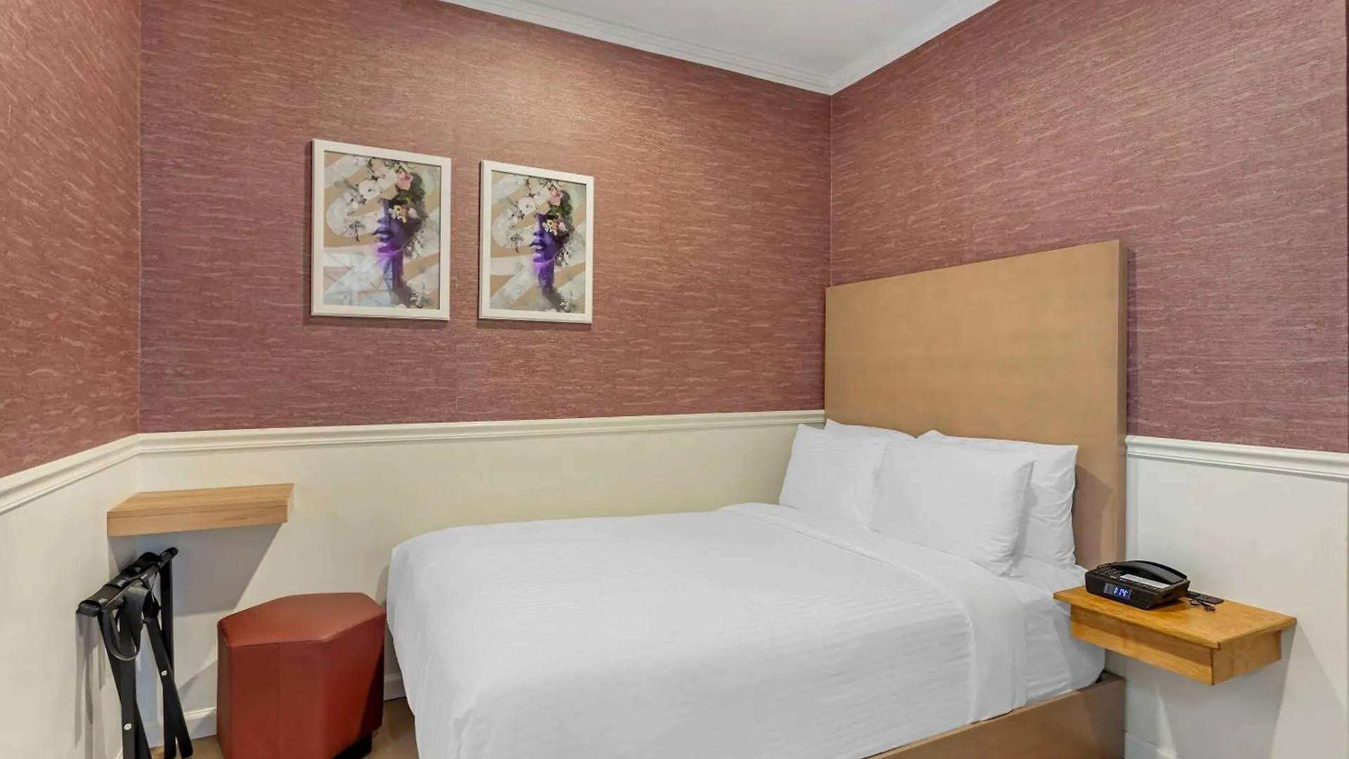 The Mayfair Hotel Times Square, Ascend Hotel Collection New York