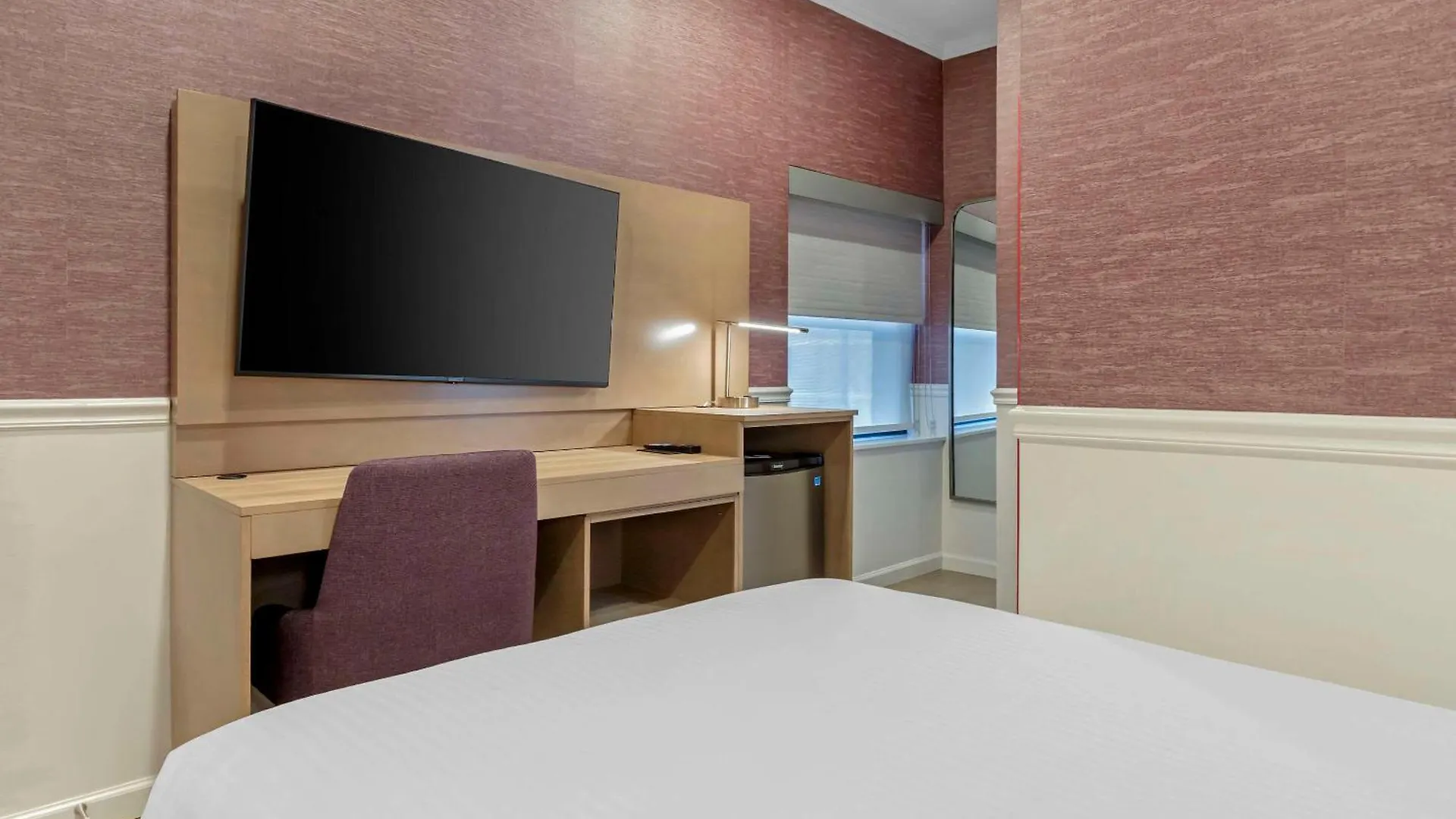The Mayfair Hotel Times Square, Ascend Hotel Collection New York 3*,