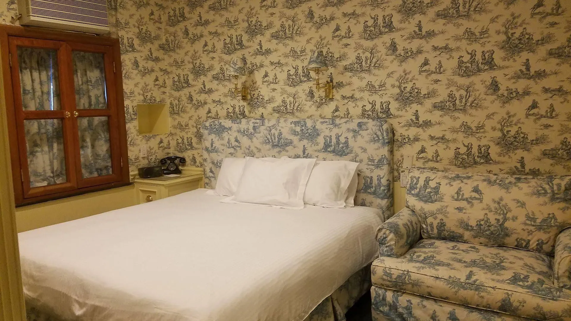The Mayfair Hotel Times Square, Ascend Hotel Collection New York