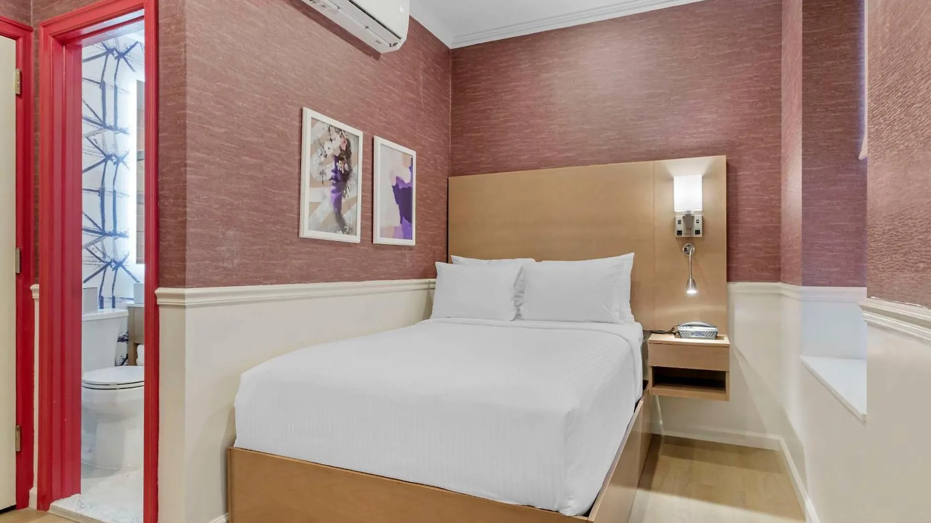 The Mayfair Hotel Times Square, Ascend Hotel Collection New York 3*,